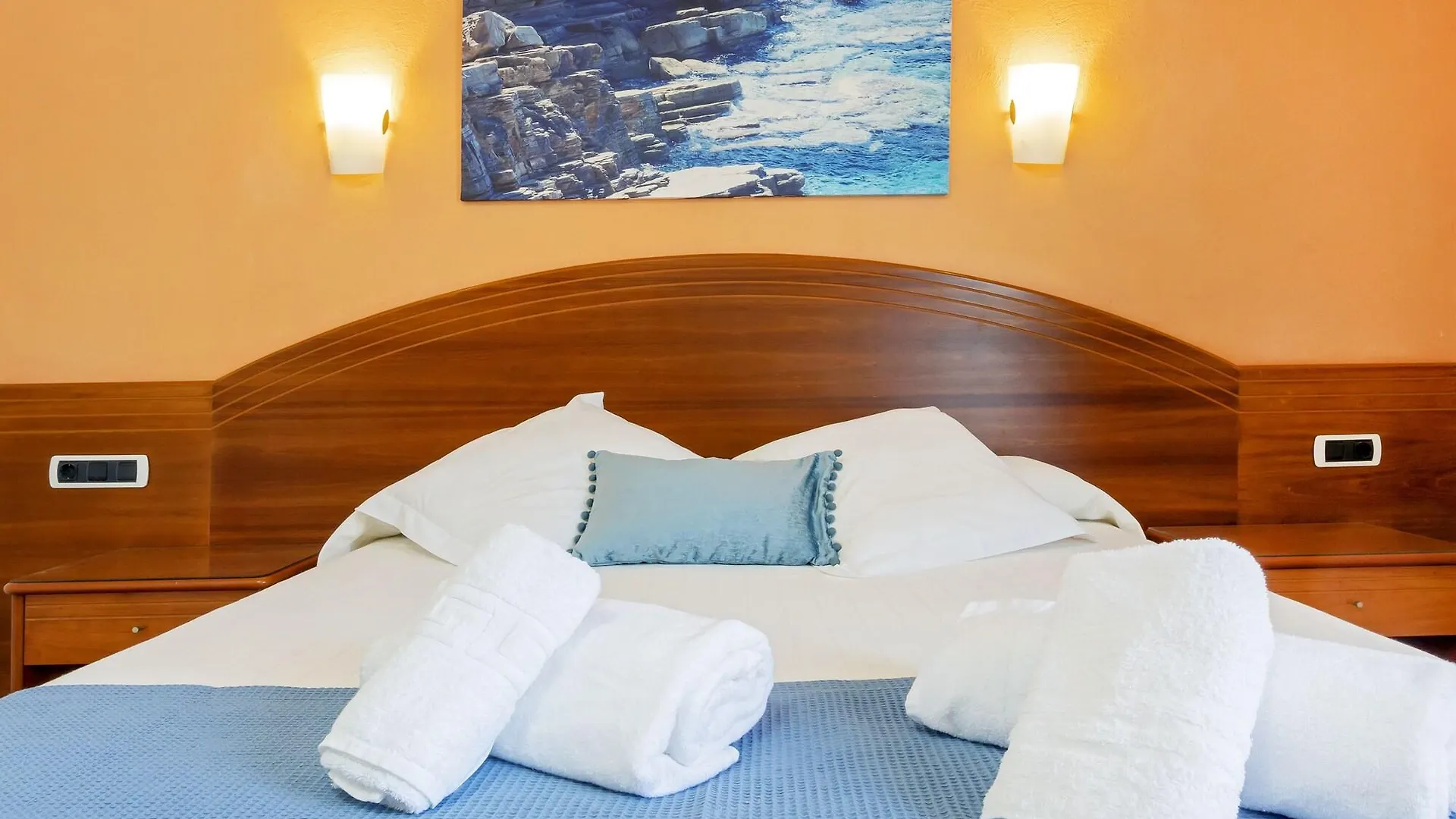 Hostal Manolita San Antonio  0*, San Antonio (Ibiza) Spain