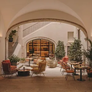 Palau Fugit 4*, Gerona Spanje