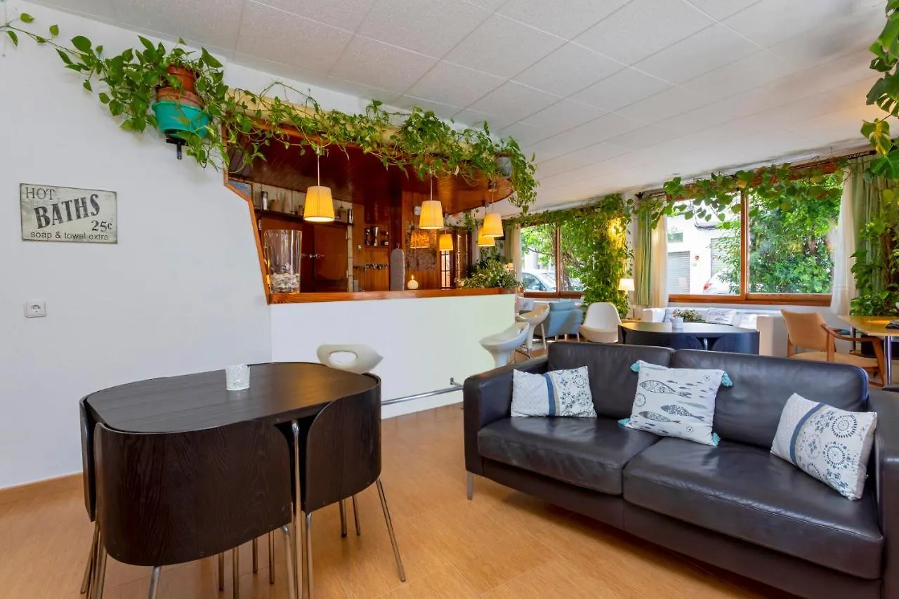 Affittacamere Hostal Manolita Sant Antoni de Portmany