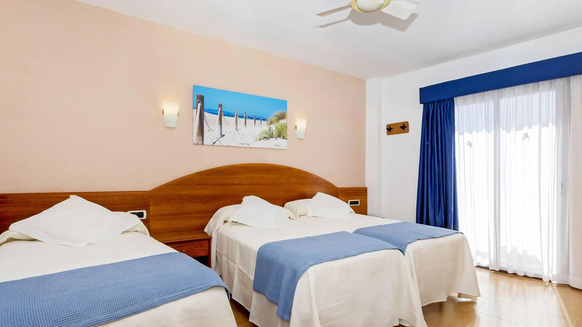 Hostal Manolita Sant Antoni de Portmany 0*,