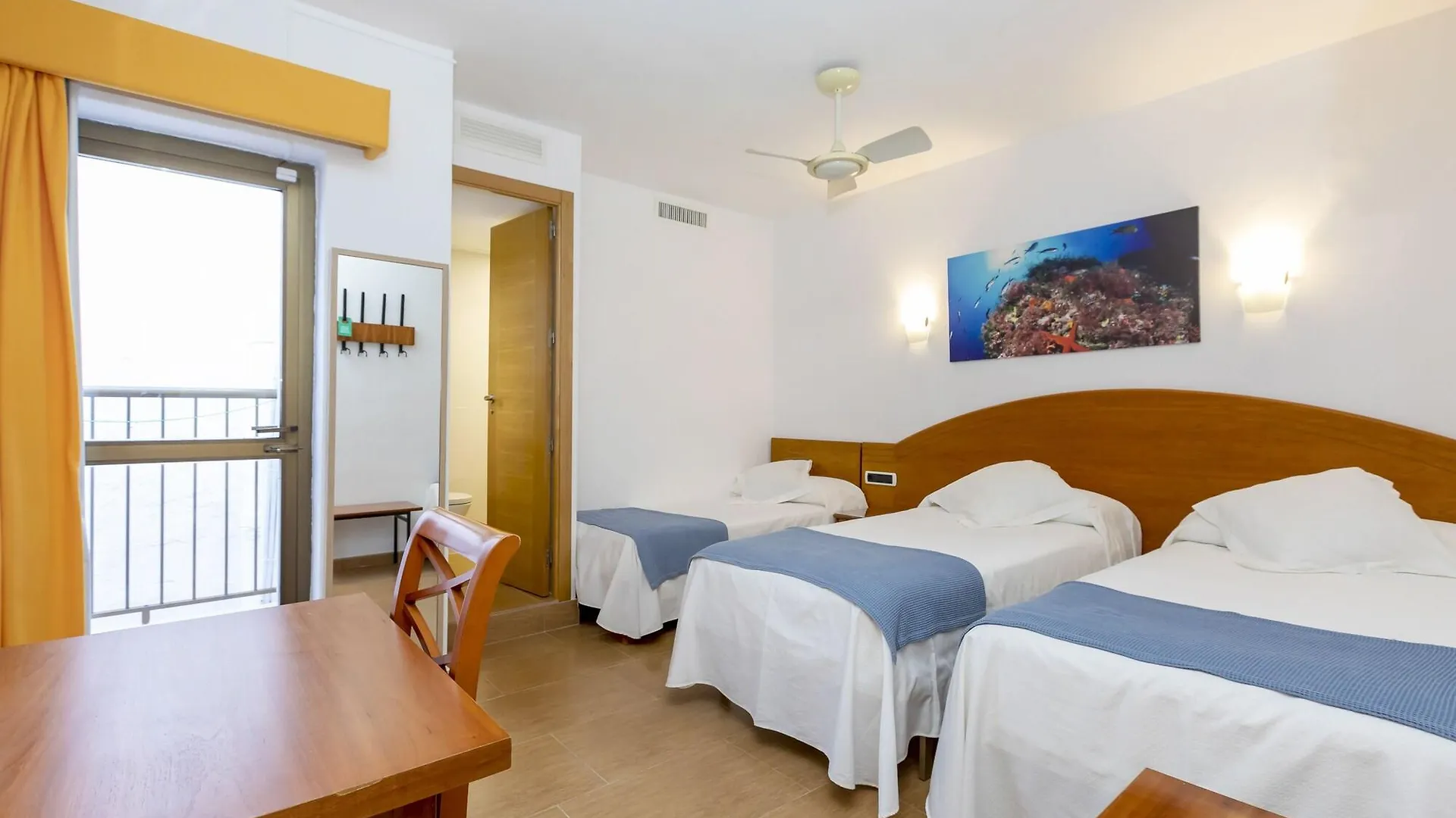 Affittacamere Hostal Manolita Sant Antoni de Portmany
