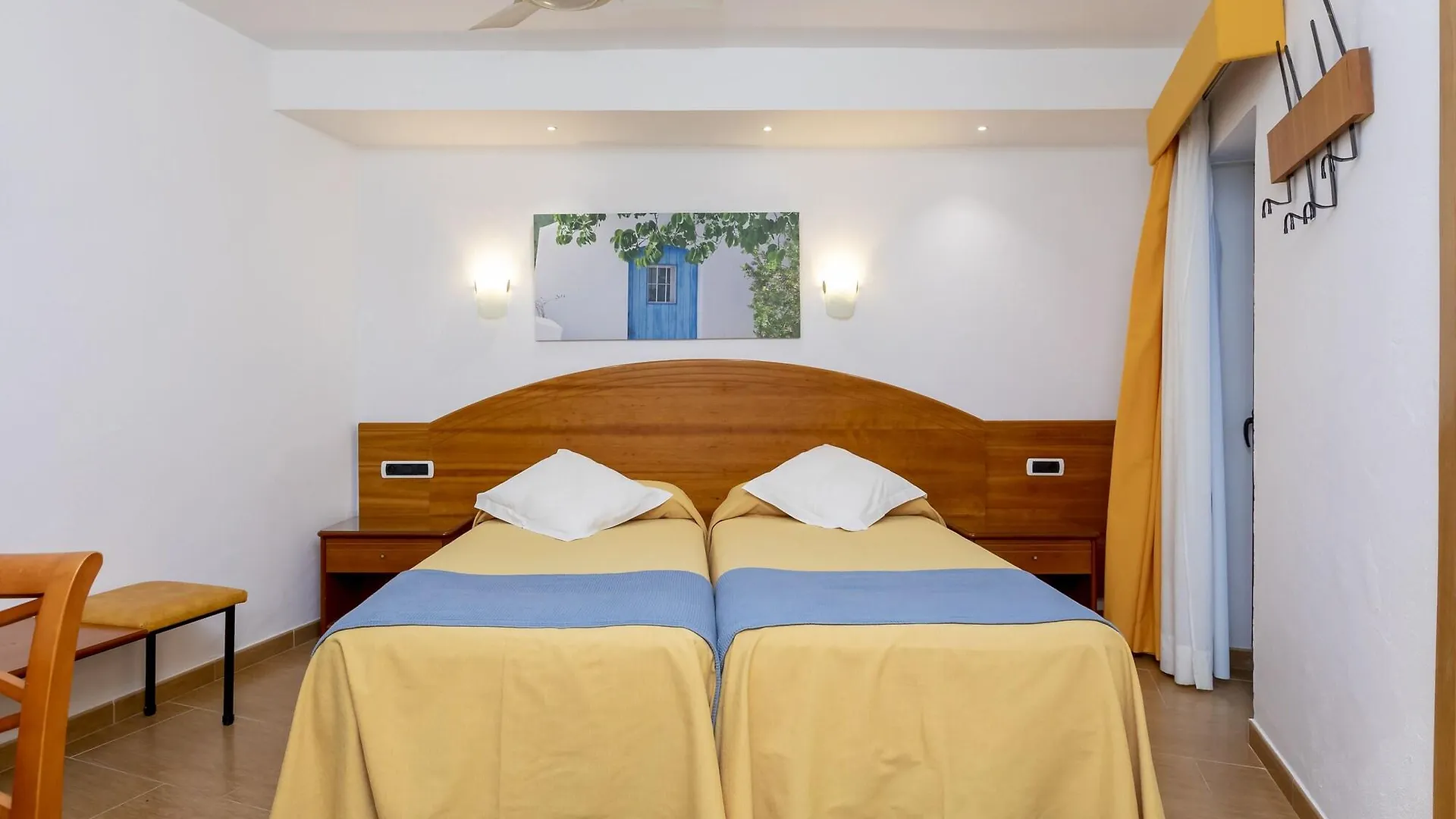 Hostal Manolita Sant Antoni de Portmany Spagna