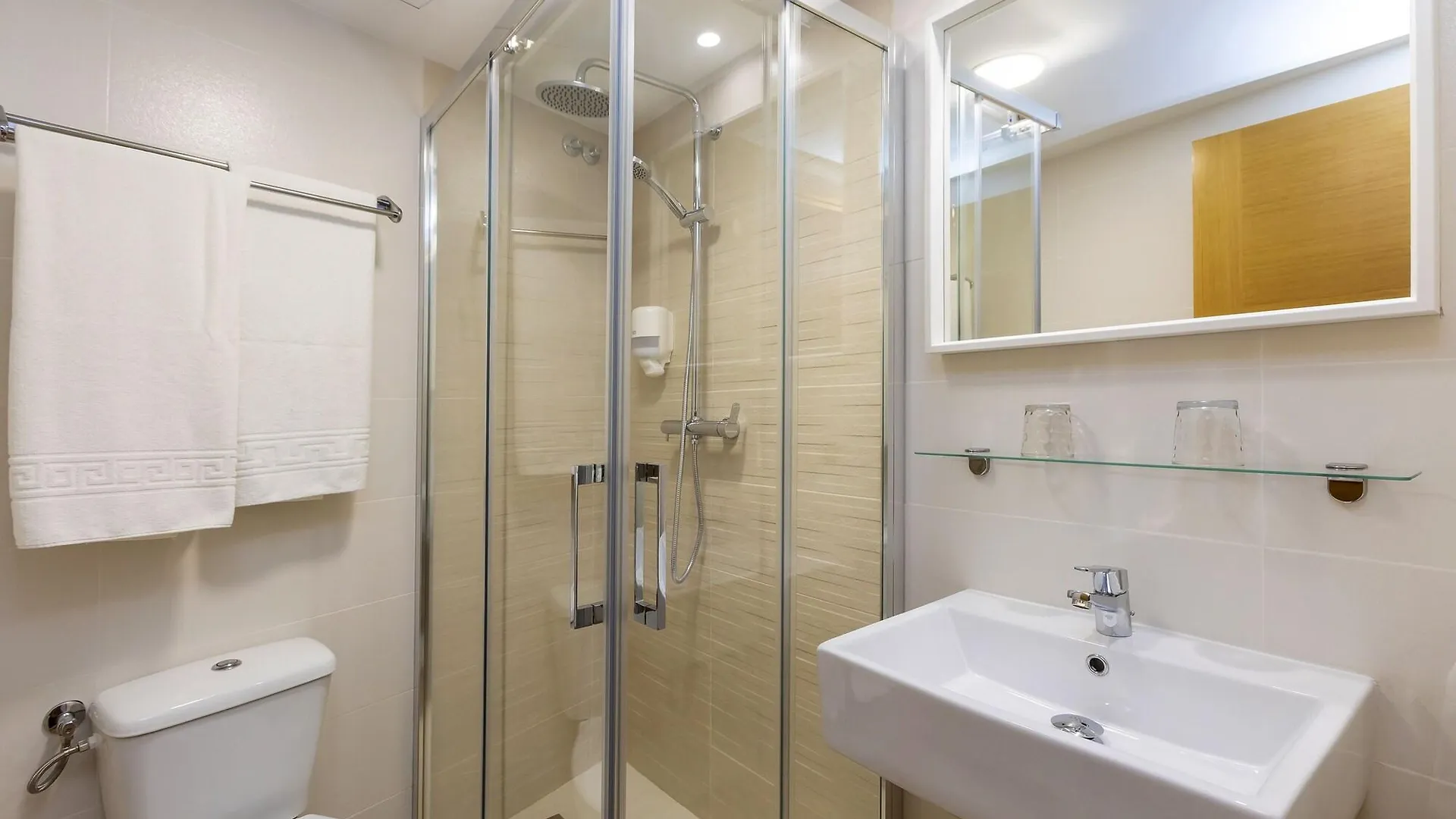 Hostal Manolita San Antonio  0*, San Antonio (Ibiza)