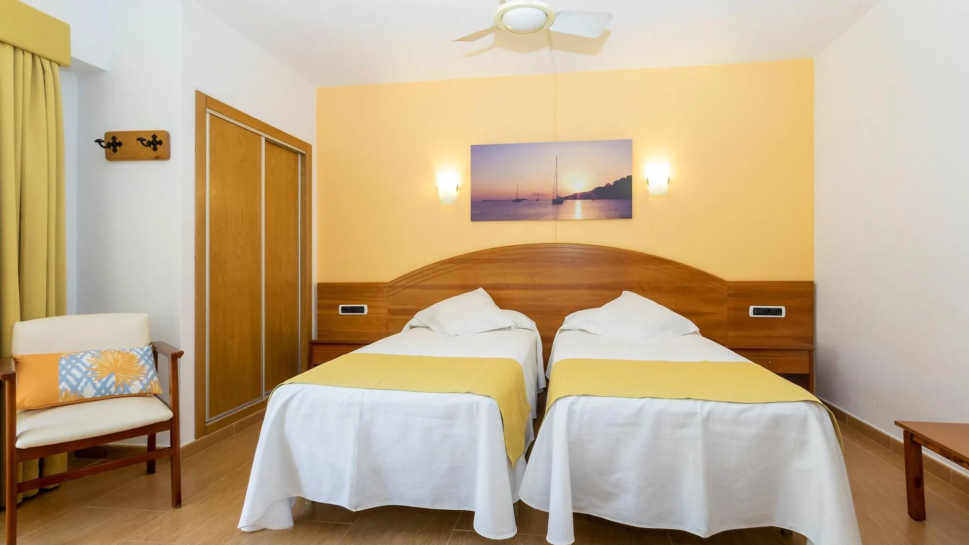 Affittacamere Hostal Manolita Sant Antoni de Portmany