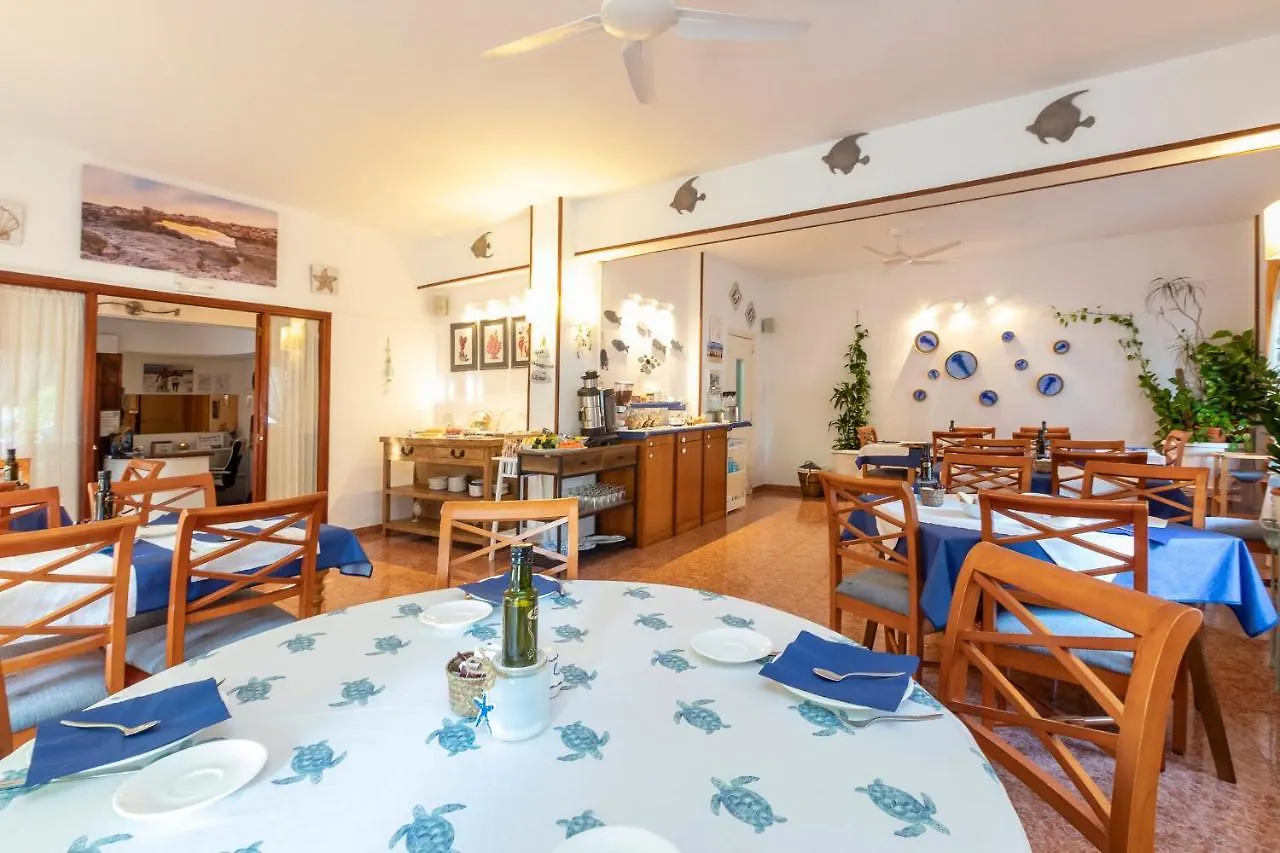 Hostal Manolita Sant Antoni de Portmany Affittacamere